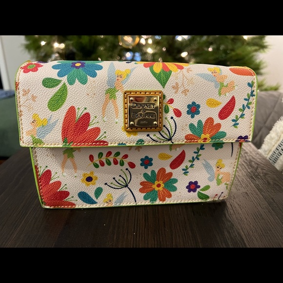 Disney Tinker Bell Crossbody Bag Dooney & Bourke Flower & Garden Festival 2019 - Picture 2 of 7